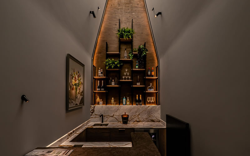 Private Bar